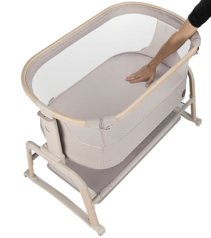 Maxi-Cosi Iora Air Bedside Sleeper - Classic Beige